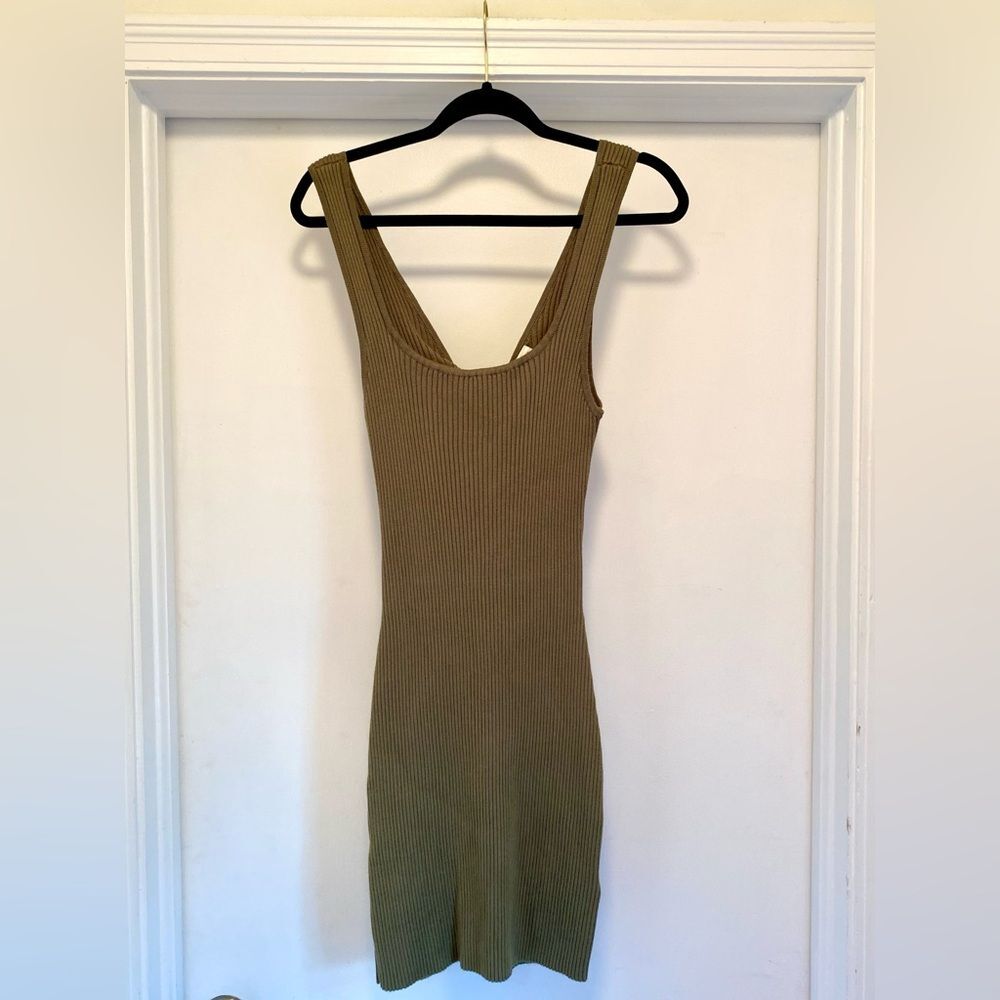 Abercrombie & Fitch Ribbed Bodycon reversible tank Dress Size Medium Olive Green - Picture 2 of 9